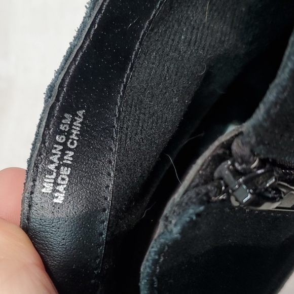 Steve Madden Women "Like New "Milaan Suede Ankle Heels Booties shoes sz 6.5M - Picture 12 of 12